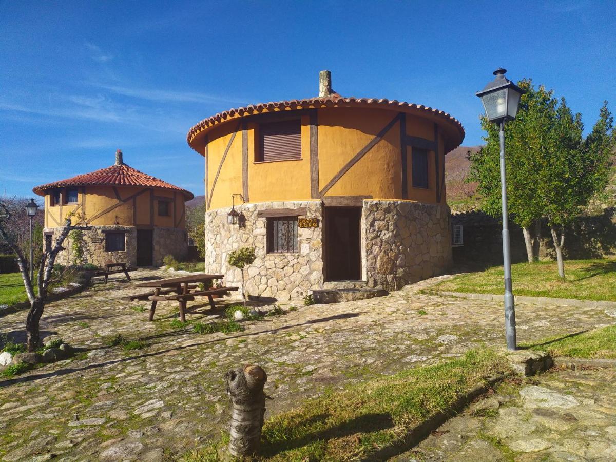 Complejo Rural Los Chozos Valle Del Jerte Εξωτερικό φωτογραφία