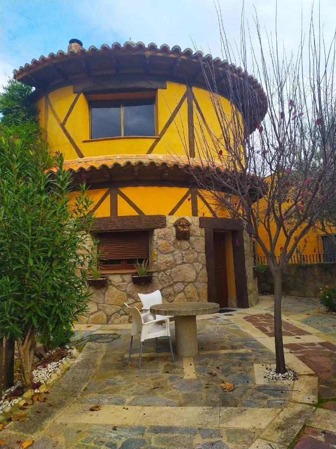 Complejo Rural Los Chozos Valle Del Jerte Εξωτερικό φωτογραφία